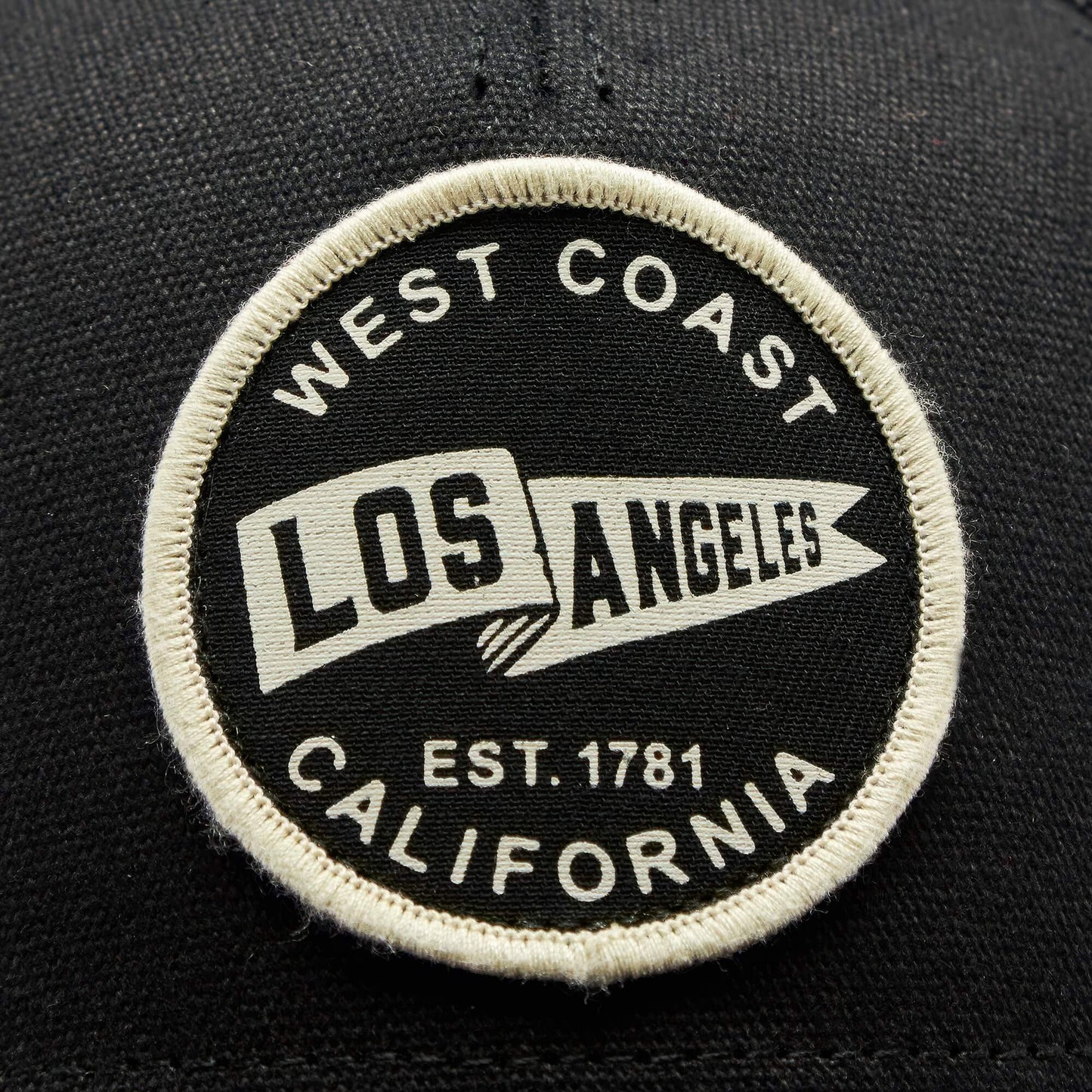 Šiltovka so sieťkou American Needle Valin - Los Angeles - čierna