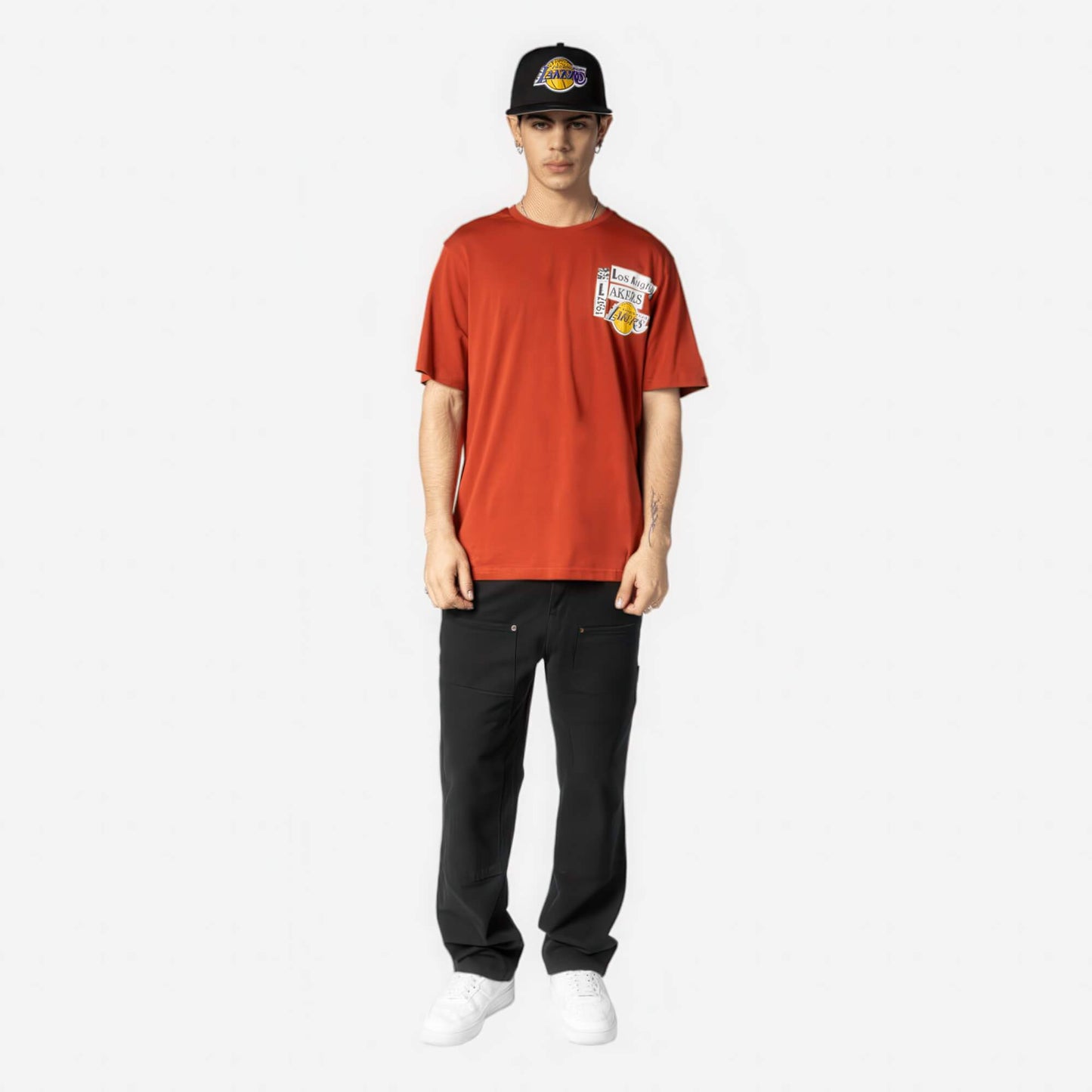 Tričko New Era NBA Los Angeles Lakers Newspaper Graphic Red T-Shirt červené