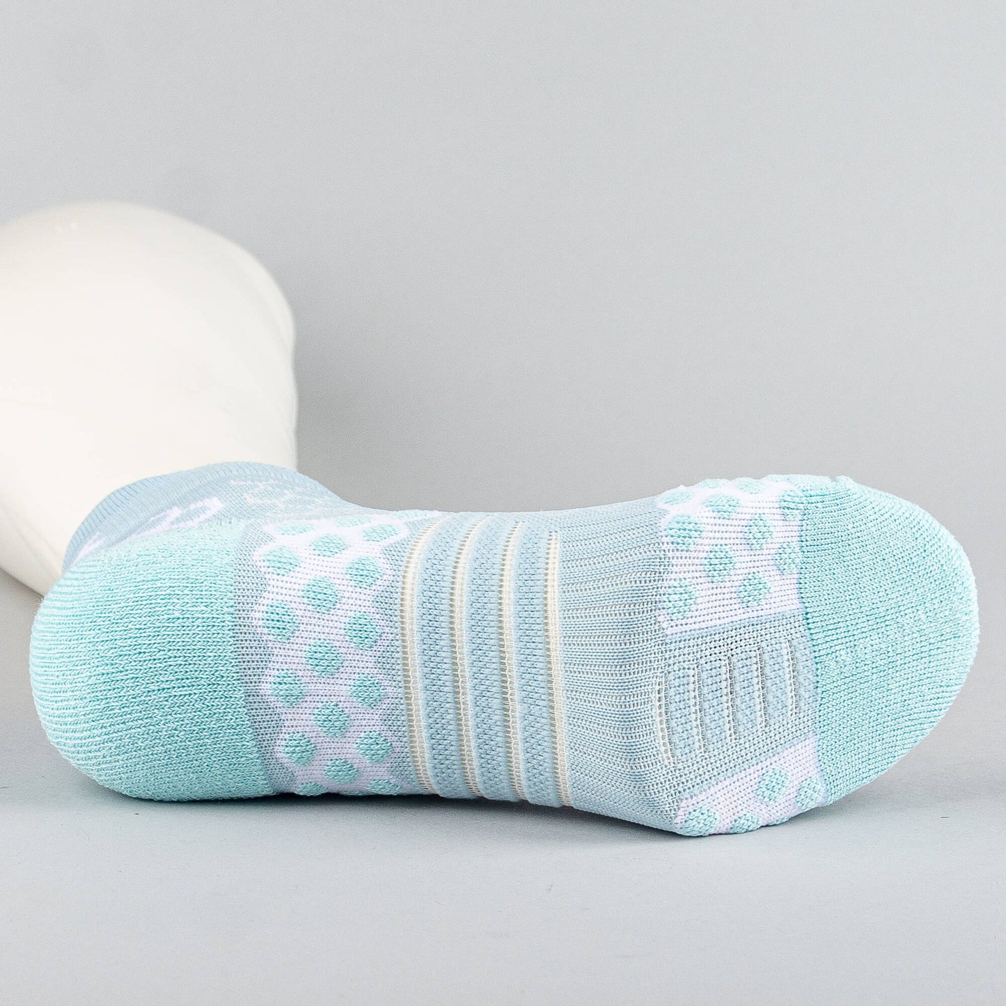 Dámske bežecké ponožky Peak Professional Women Running Socks Lt.Blue