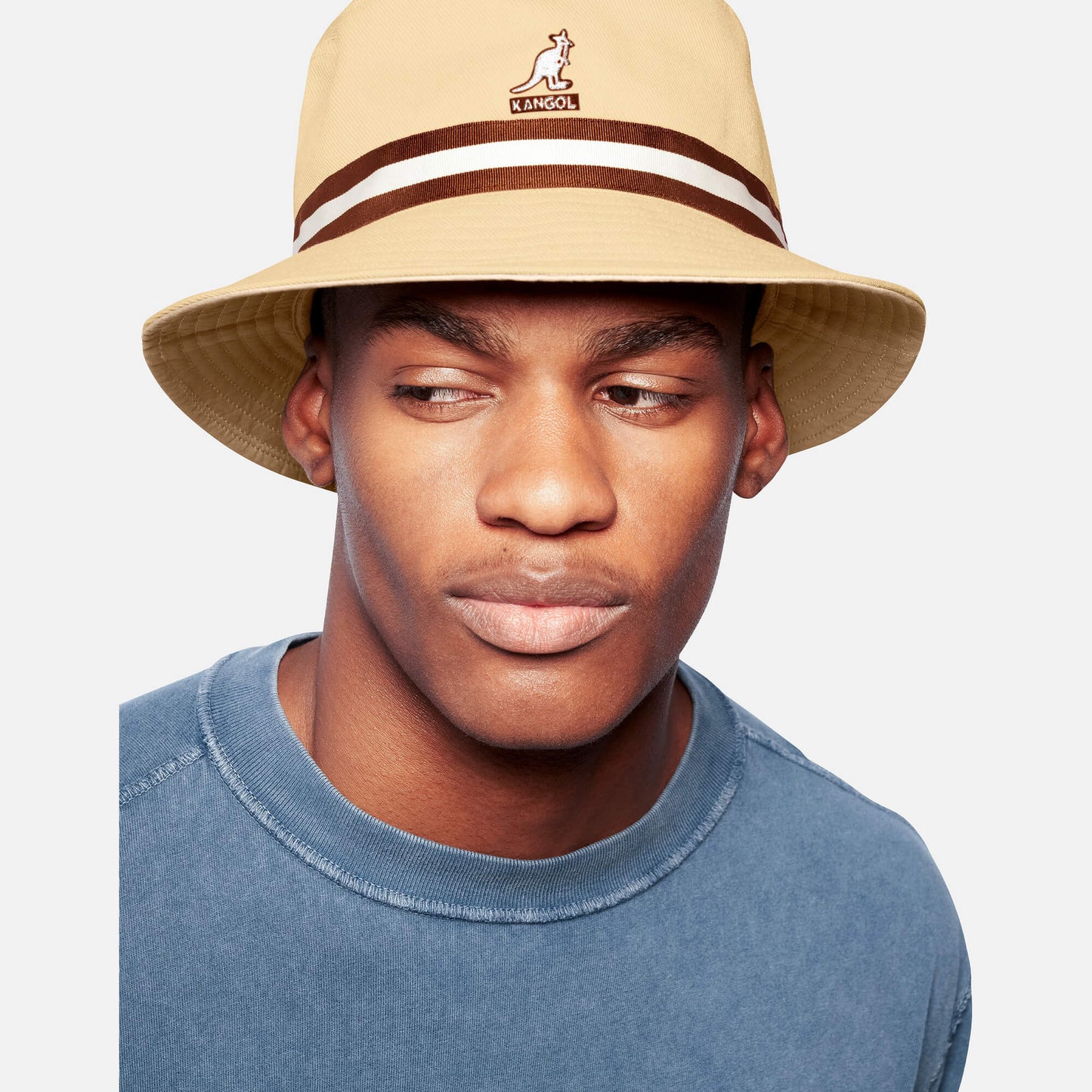 Klobúk KANGOL® STRIPE LAHINCH bledo zelený