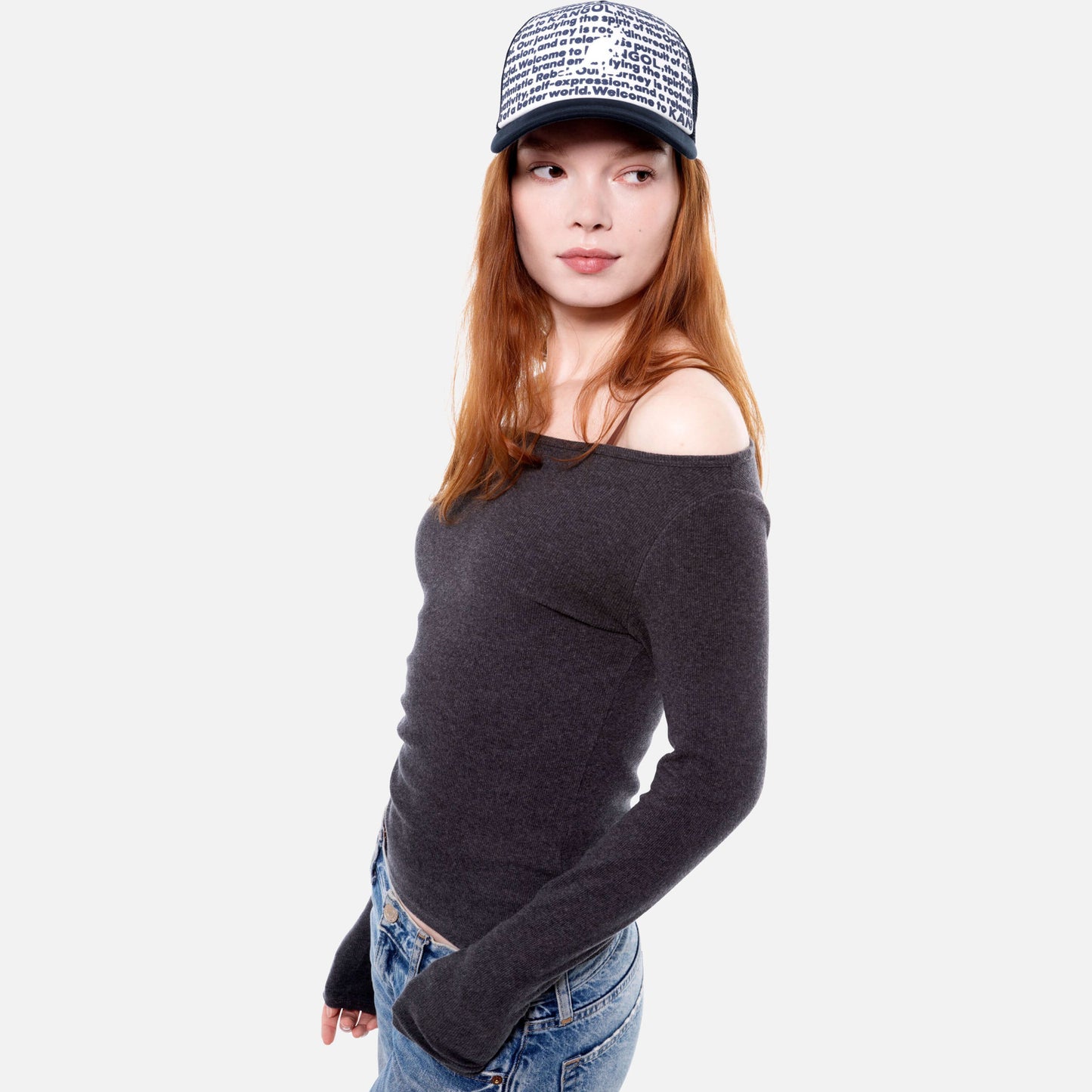 Šiltovka KANGOL® FINE PRINT TRUCKER tmavo modrá