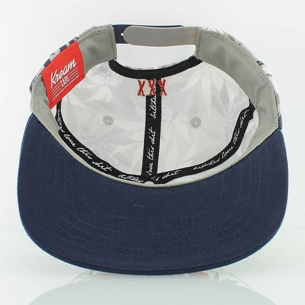 Šiltovka Kreem smoke more weed snapback cap light grey