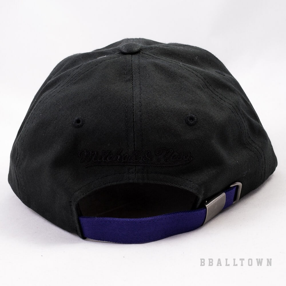 Mitchell & Ness 96 Slouch Strapback NBA Cleveland Cavaliers