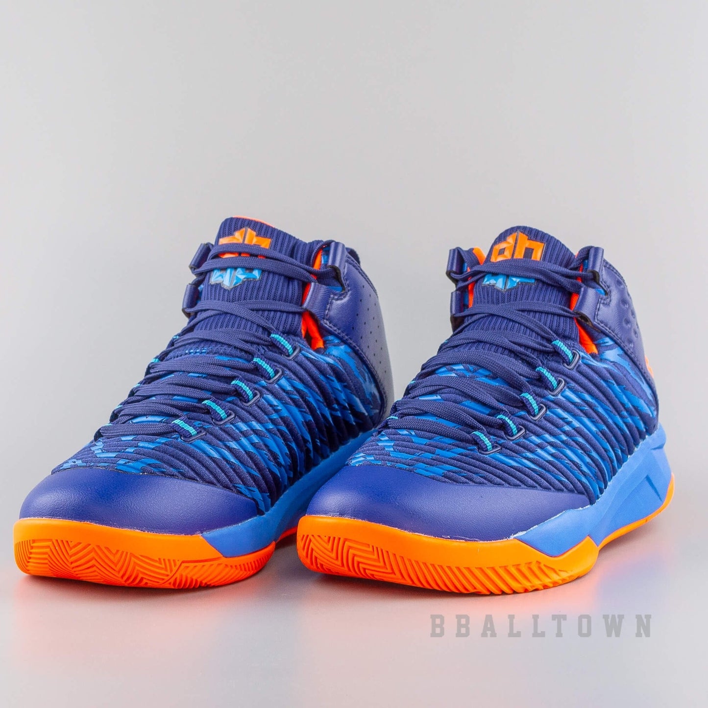 Detské basketbalové tenisky Peak Dwight Howard DH UP Kids Royal E73120A