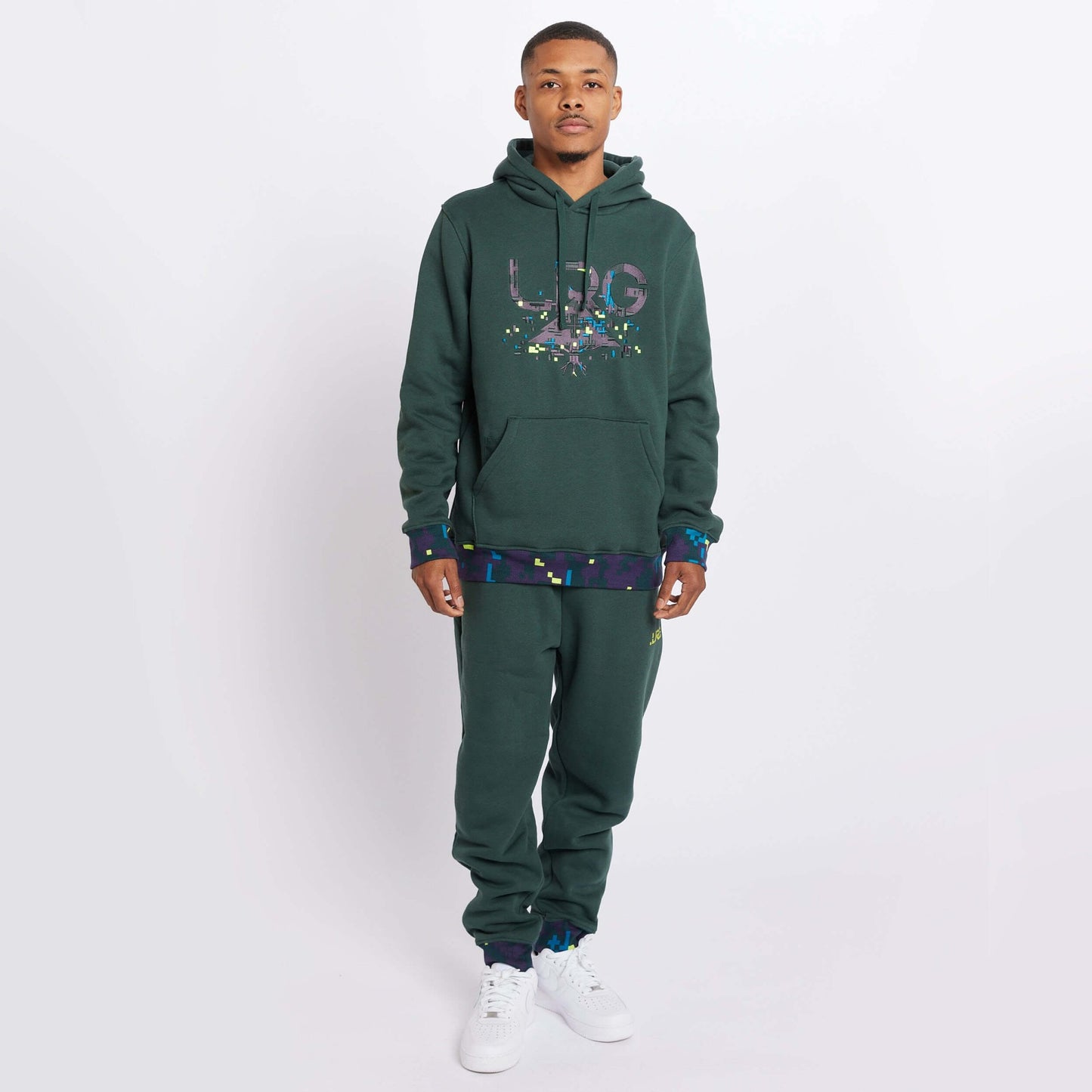 Tepláky LRG GLITCH MESSAGE L 47 JOGGER tmavozelené