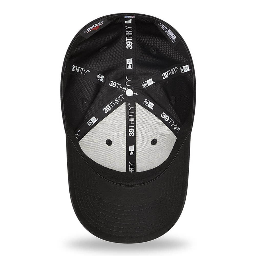 NEW ERA šiltovka 3930 NBA Mesh back 39thirty CHICAGO BULLS Black