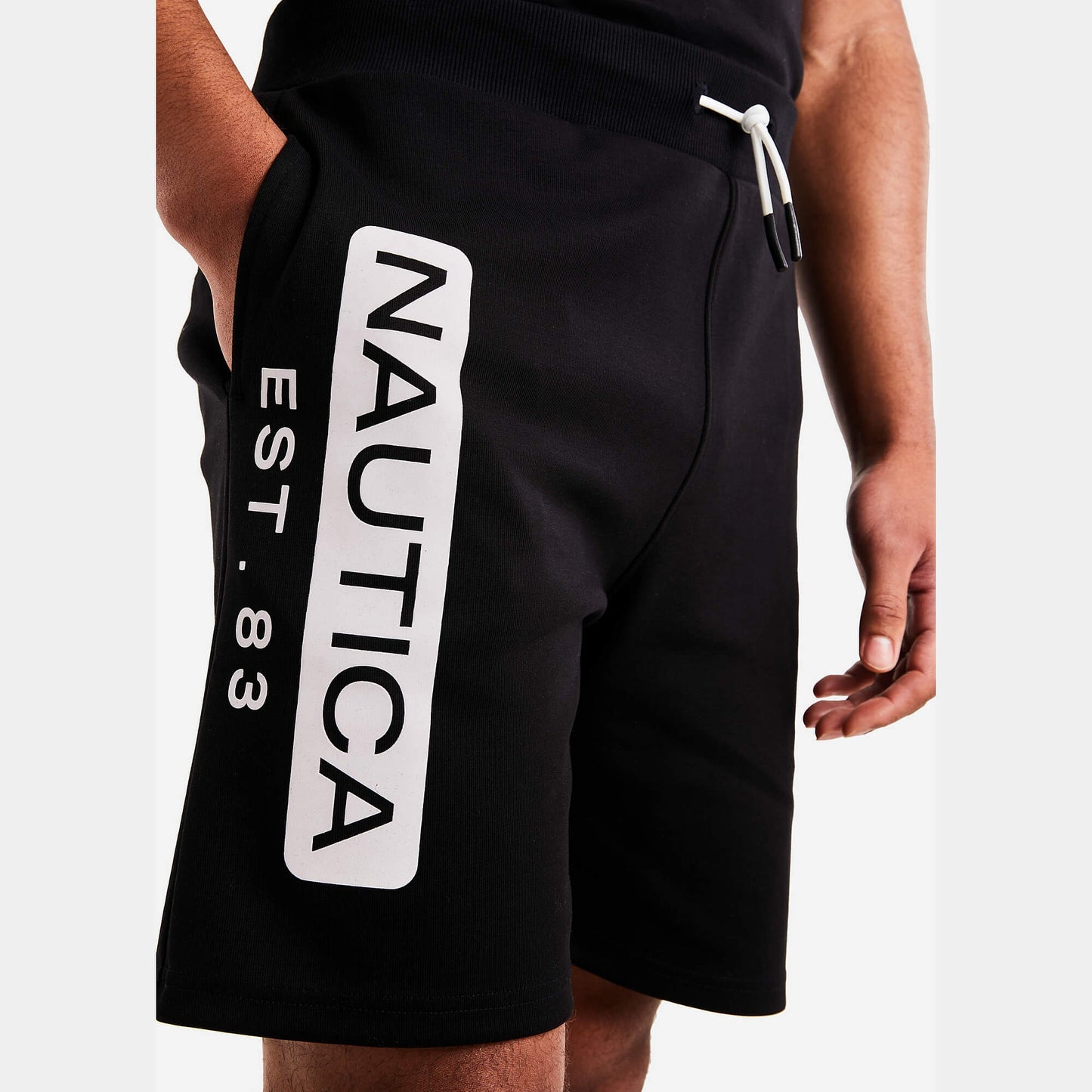 Šortky Nautica Hampton 7.5” Fleece Short čierne
