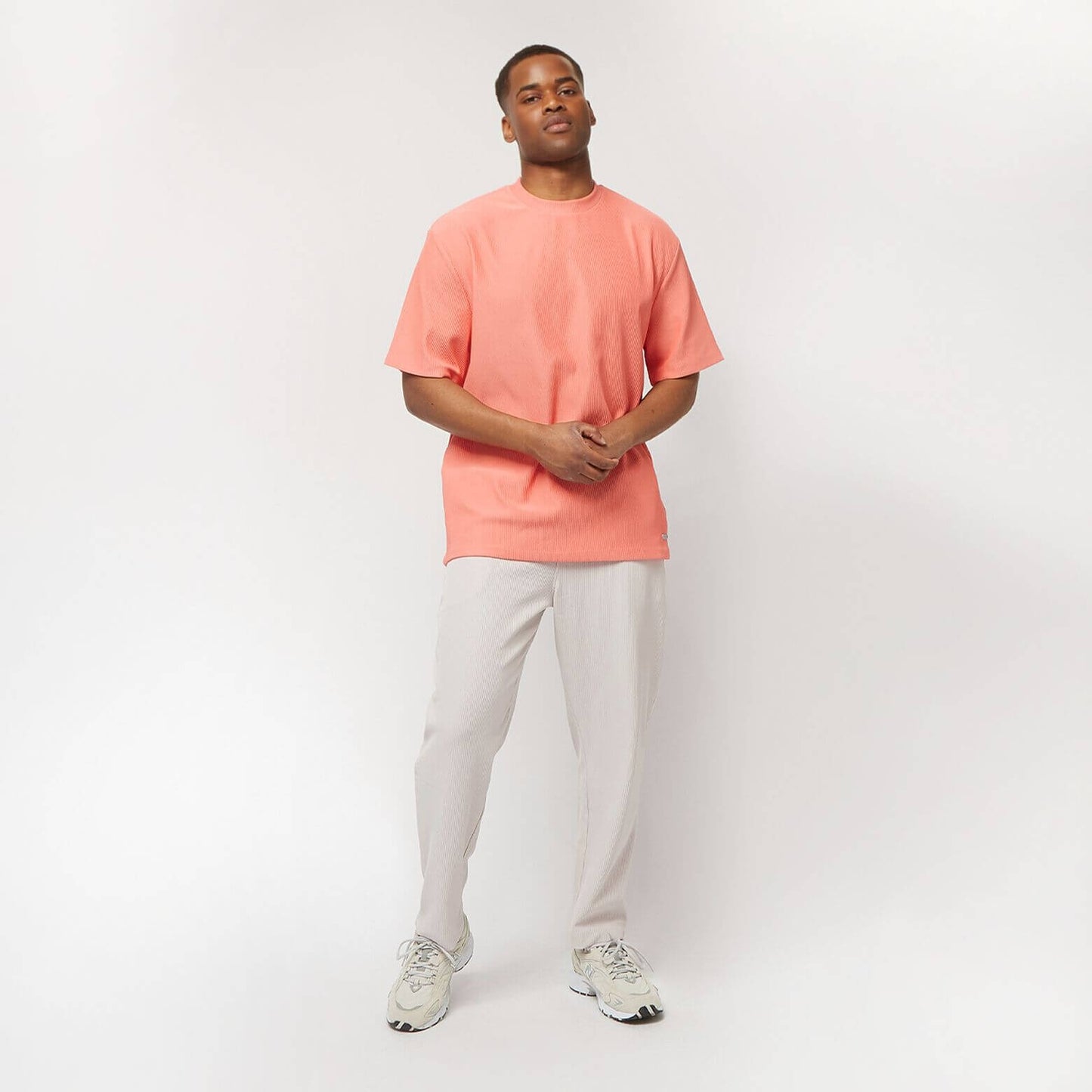 Sean John Metall Logo Plissee Tee coral