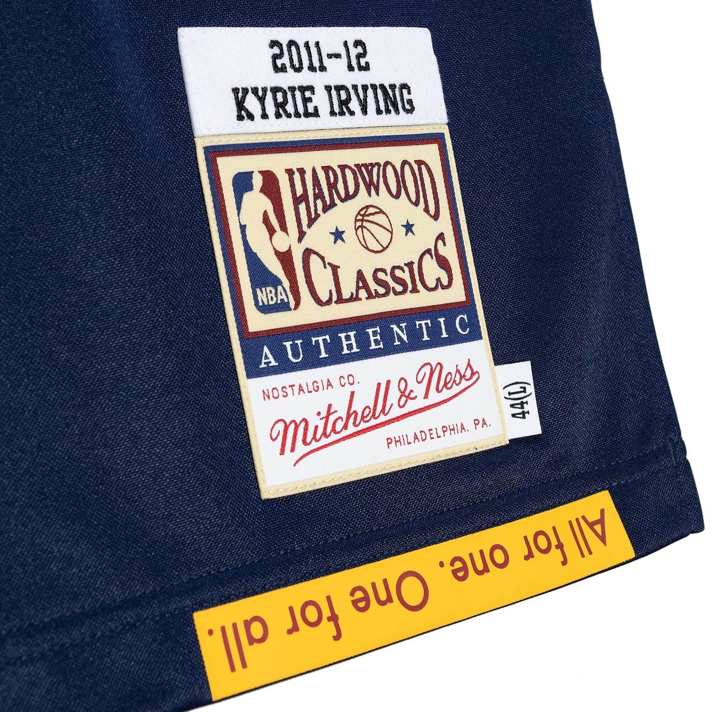 Basketbalový dres Mitchell & Ness NBA Alternate Jersey Cleveland Cavaliers Kyrie Irving tmavomodrý