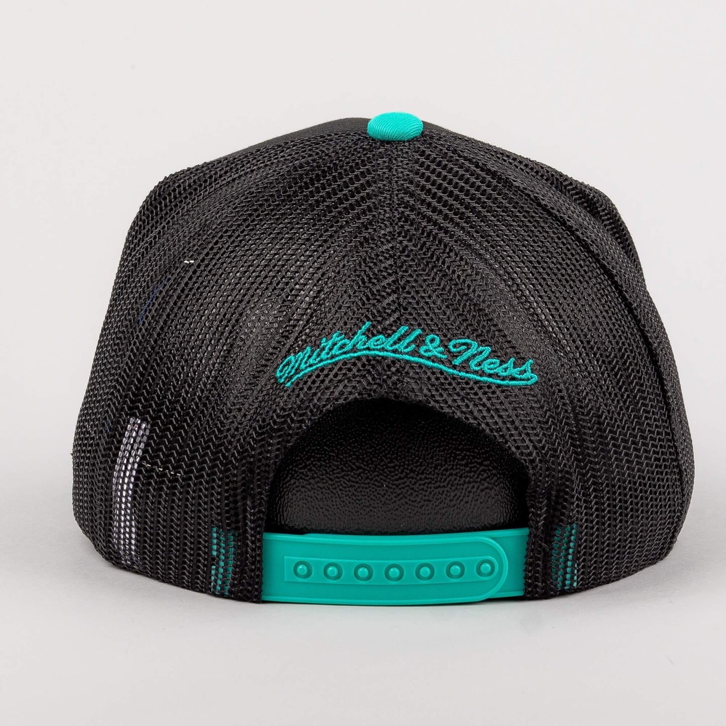 Šiltovka so sieťkou Mitchell & Ness NBA Truck It HWC San Antonio Spurs čierna