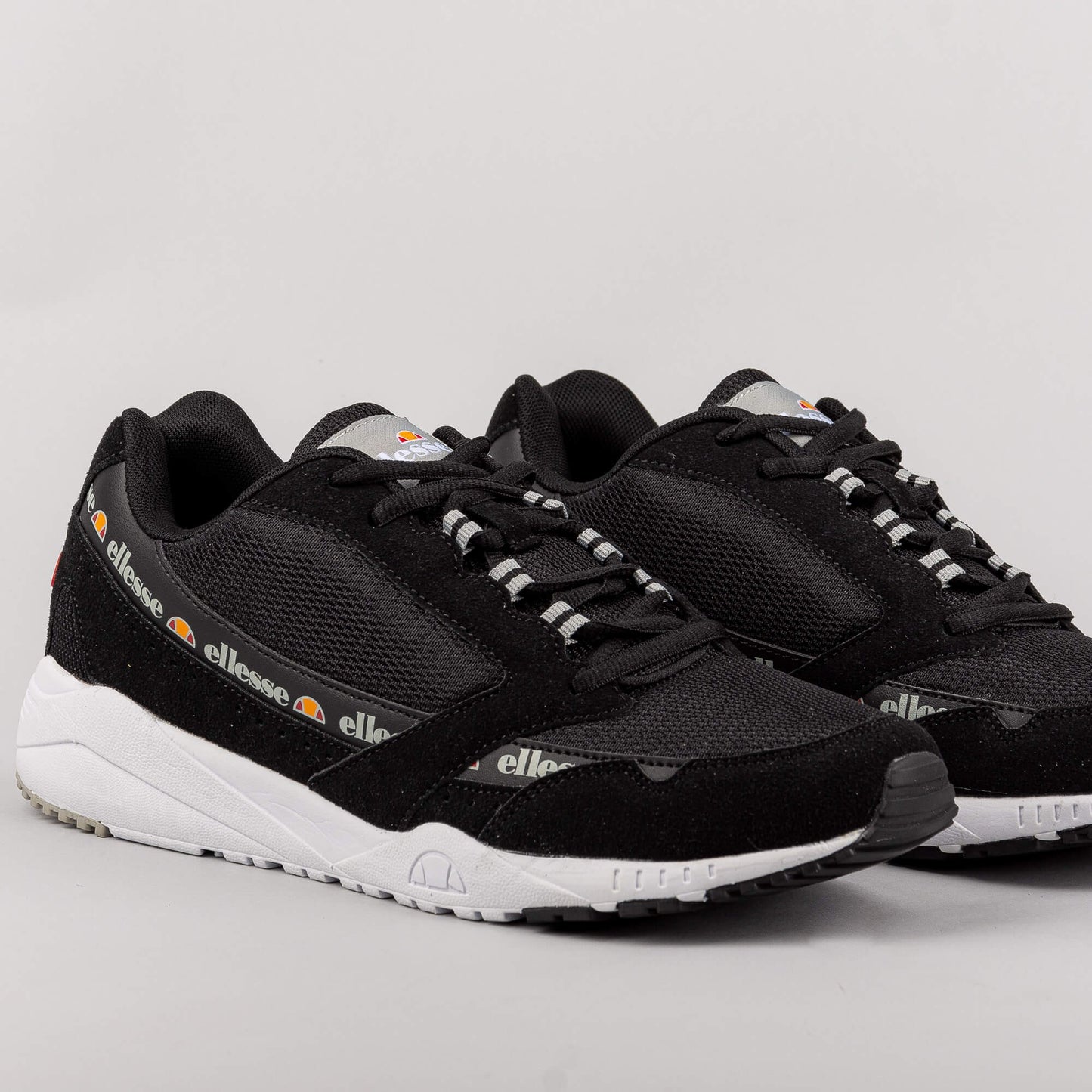 Bežecké tenisky Ellesse Enrino Runner Black