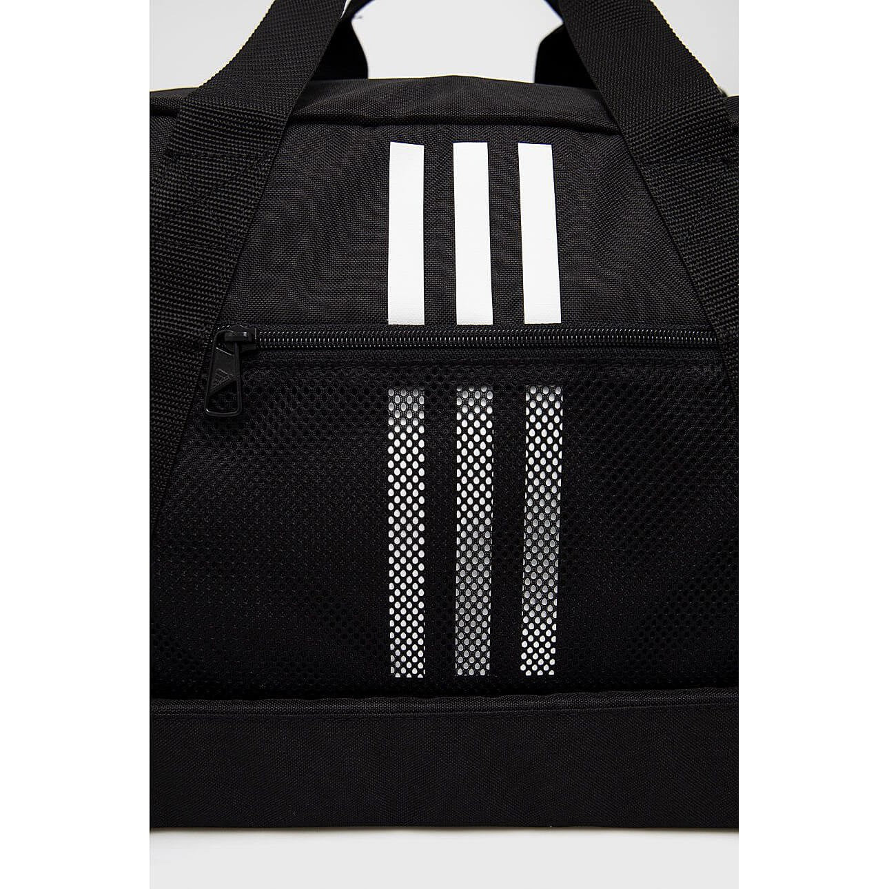 Športová taška Adidas Tiro Duffel Bag - Medium - 58 cm x 30 cm x 29 cm - čierna