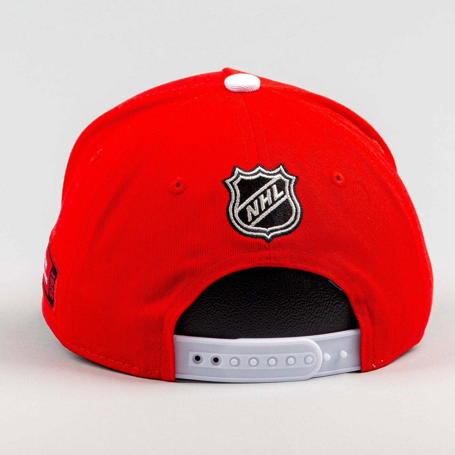 Outer Stuff NHL Big-Face Precurved Snap Blackhawks Red