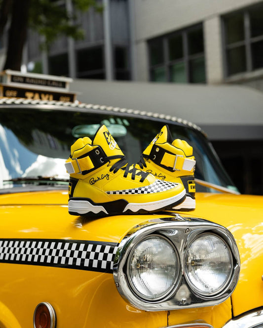 Model 33 HI „Taxi“: Kultová Pocta New Yorku a Ewingove Odkazy na NYC