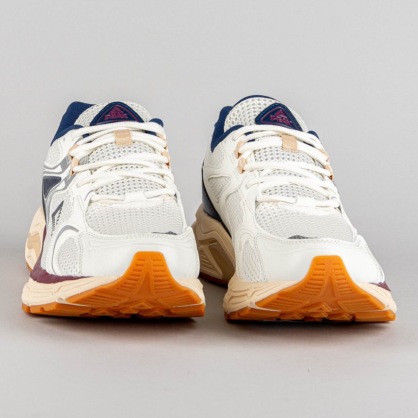 Peak Volkswagen Running Shoes Og-7K 3.0 White/Navy