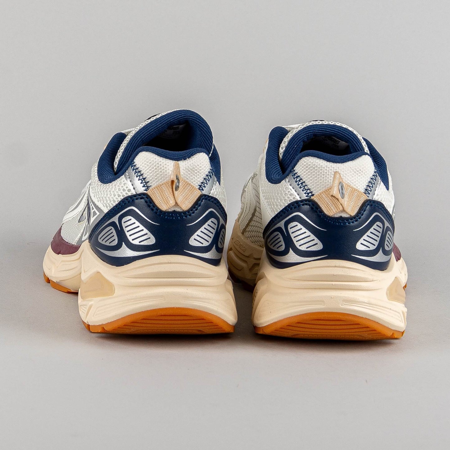 Peak Volkswagen Running Shoes Og-7K 3.0 White/Navy