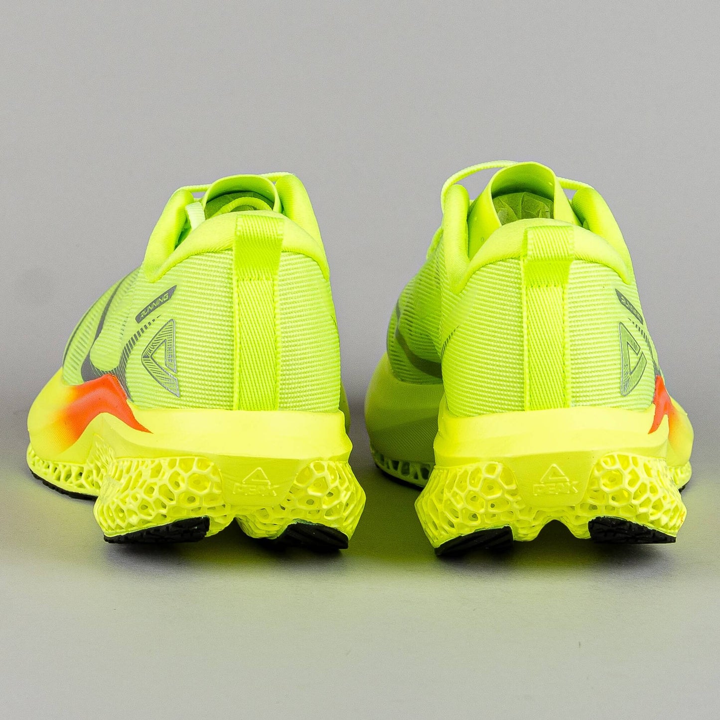 Peak Volkswagen Running Shoes Stridex 3D-Cushion Running Fluorescent Green