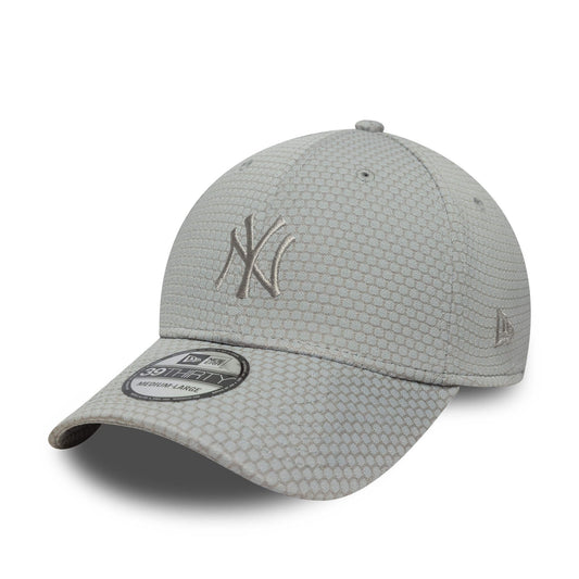 Šiltovka NEW ERA 3930 MLB Stretch mesh 39thirty NEW YORK YANKEES šedá