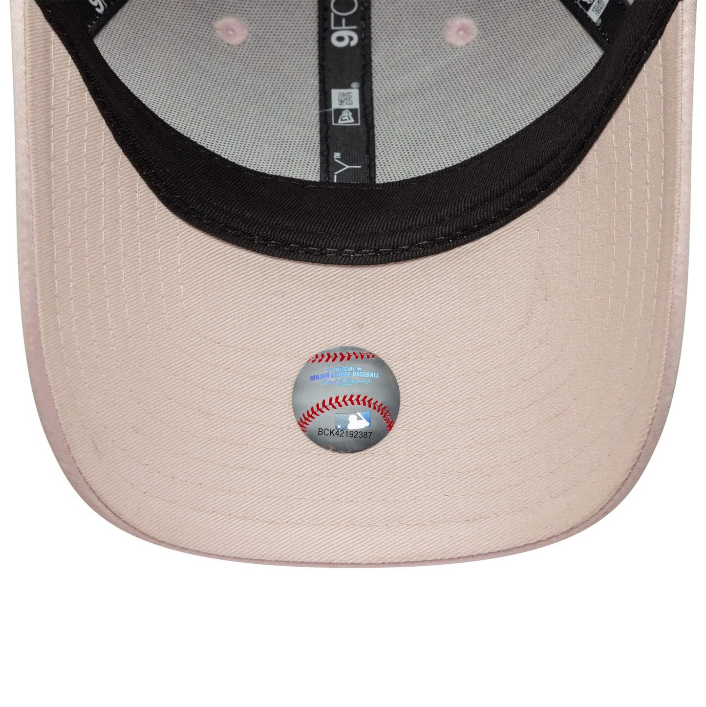 Dámska Šiltovka NEW ERA 940W MLB Satin 9forty NEW YORK YANKEES ružová