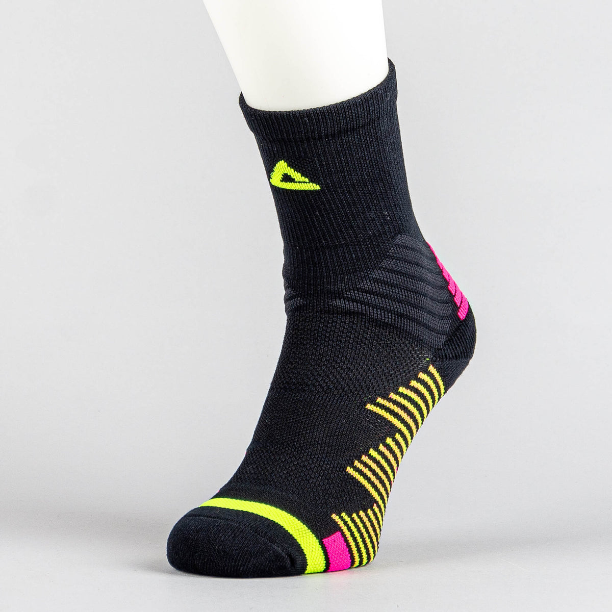 Basketbalové ponožky PEAK Basketball Socks čierno-žlto-ružové
