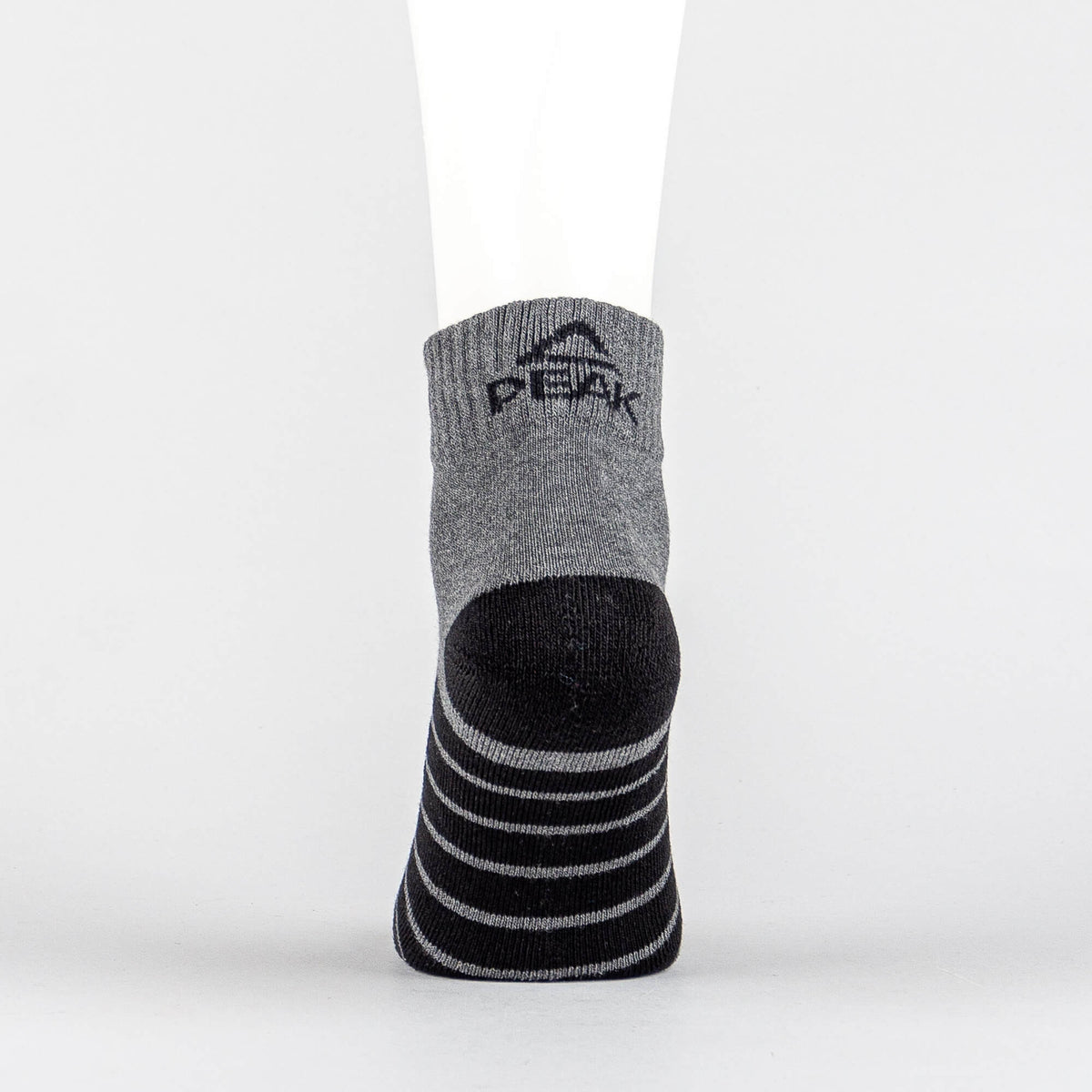 Pánske športové ponožky PEAK Medium Cut Socks tmavosivé