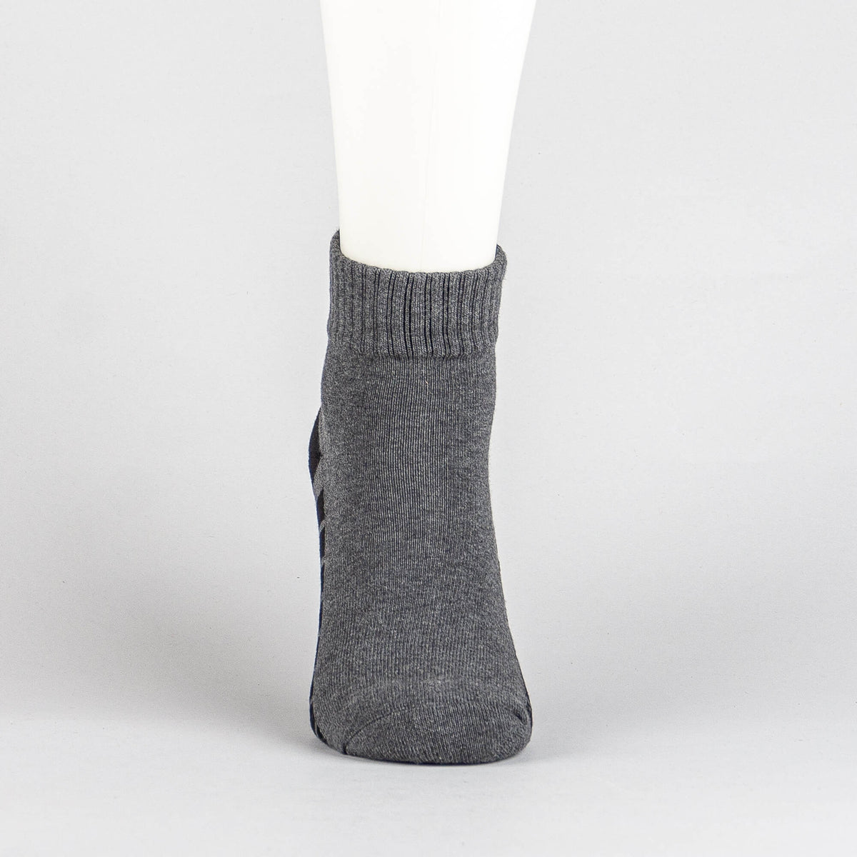 Pánske športové ponožky PEAK Medium Cut Socks tmavosivé