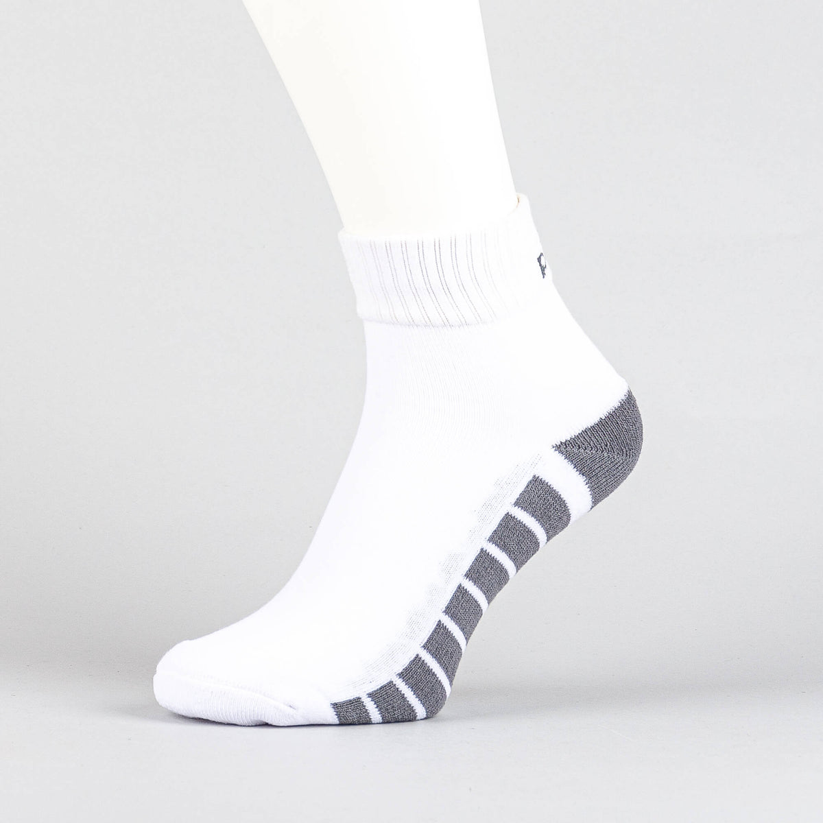 Pánske športové ponožky PEAK Medium Cut Socks biele