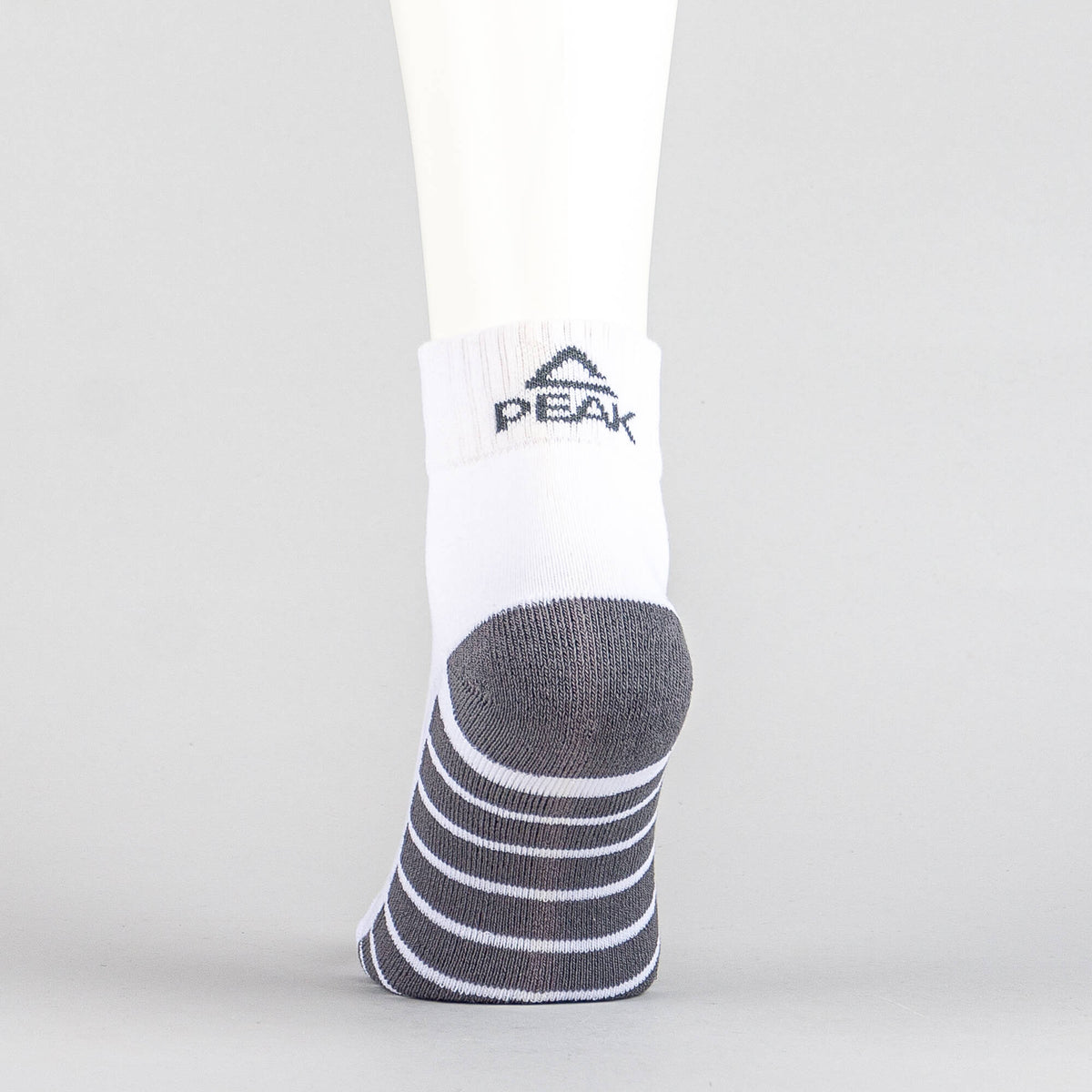 Pánske športové ponožky PEAK Medium Cut Socks biele