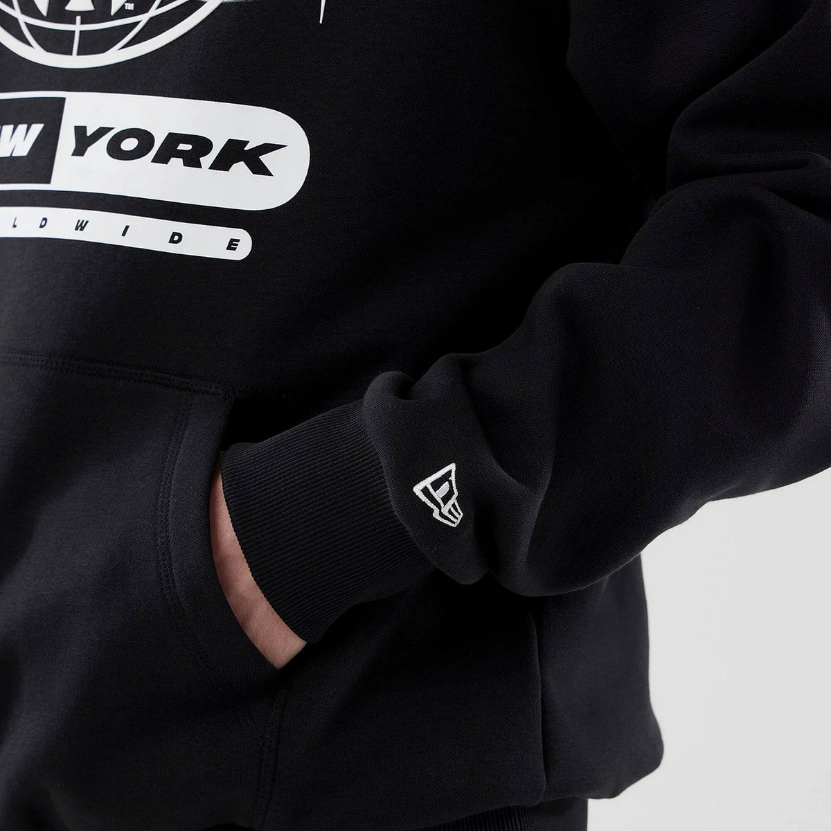 Mikina NEW ERA New York Yankees MLB Logo Graphic Black Oversized Pullover Hoodie čierna