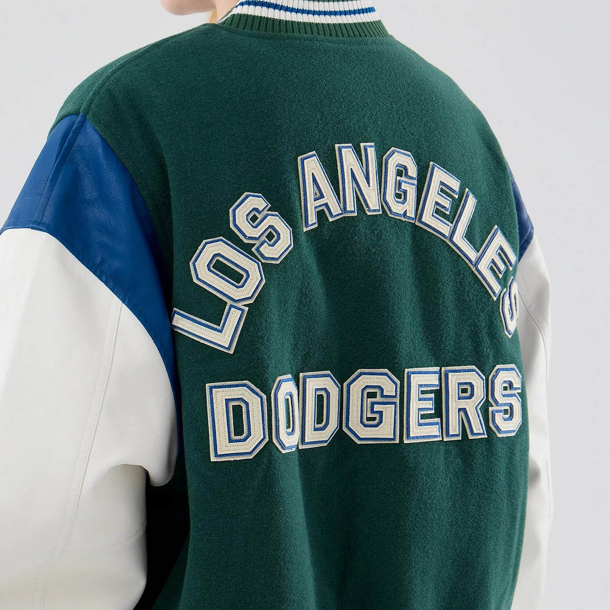 Bunda NEW ERA LA Dodgers MLB Varsity Dark Green Jacket tmavozelená