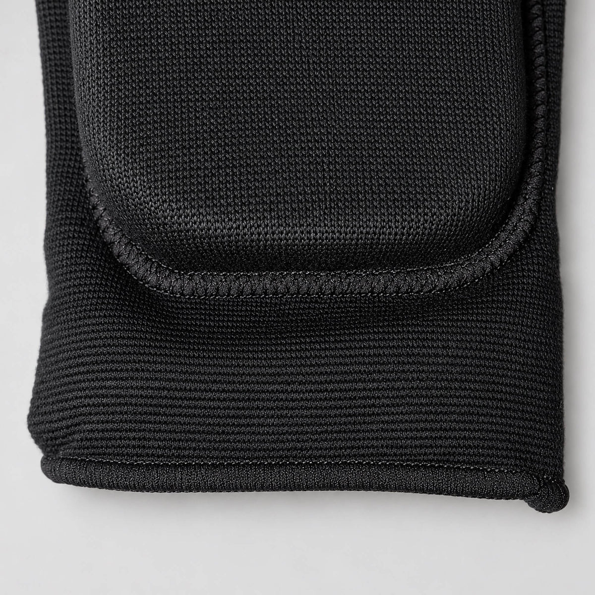 Kolenné chrániče PEAK Knee Protector čierne