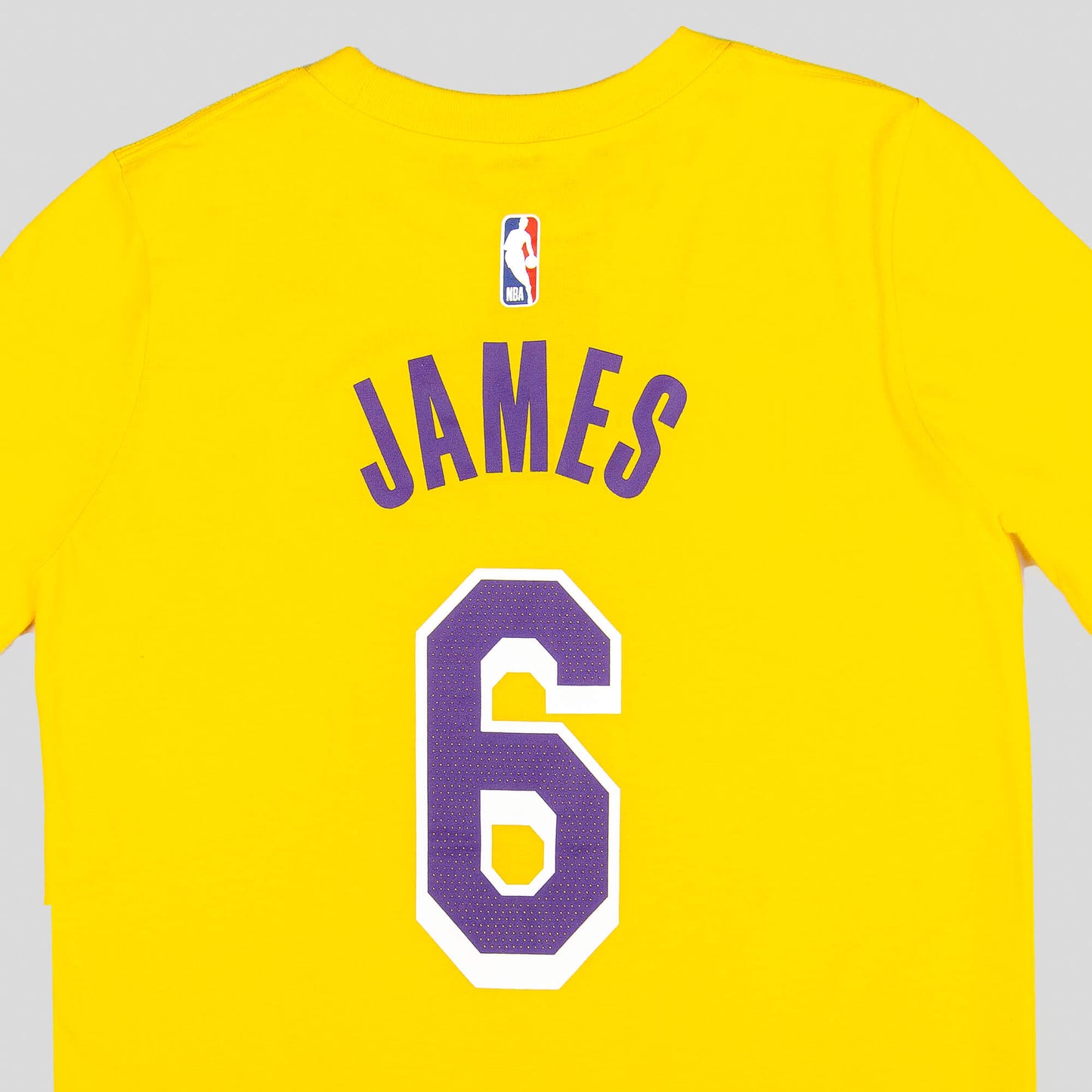 Nike Boys Icon N&N Tee Los Angeles Lakers Lebron James – Nr. 6 Yellow
