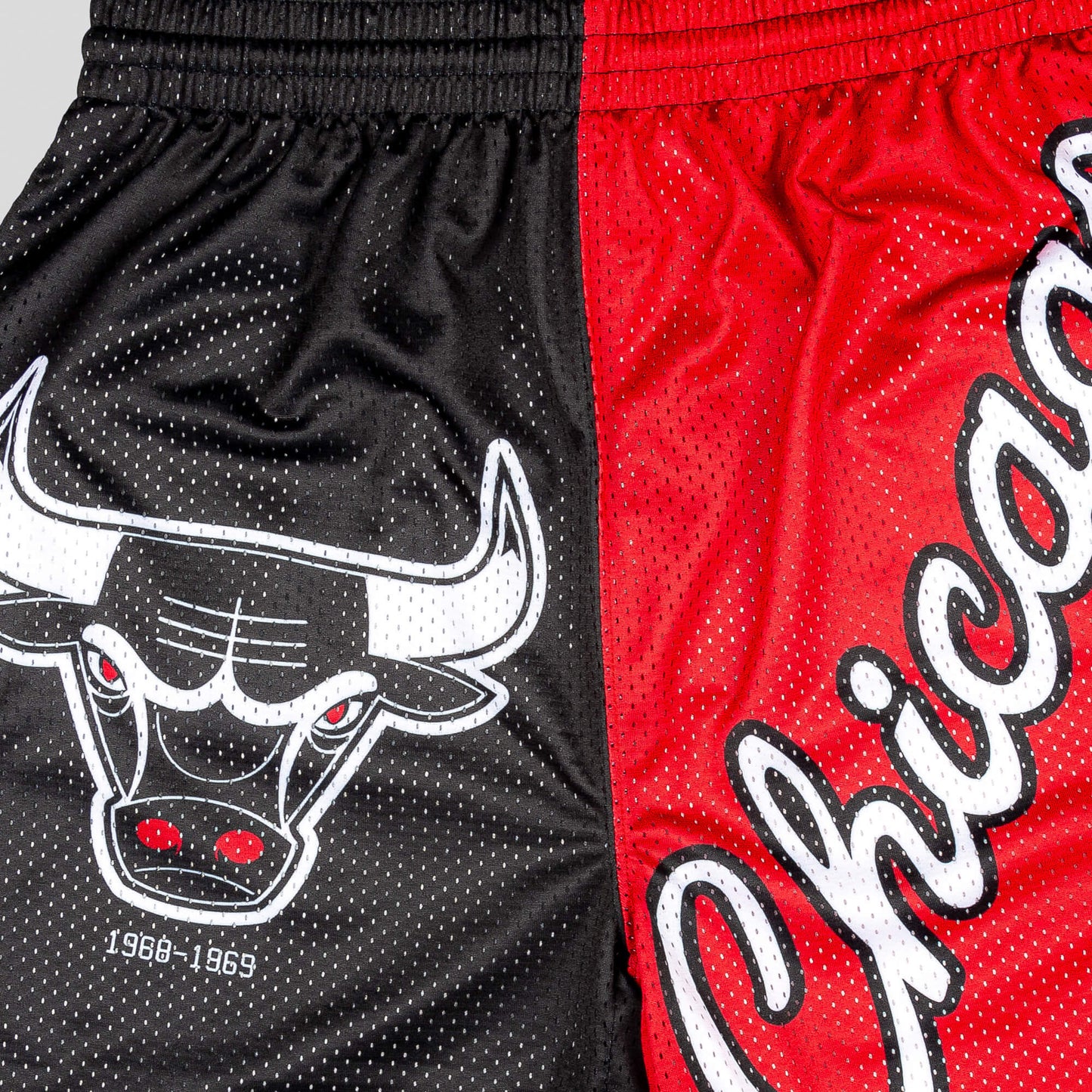 Detské basketbalové šortky Mitchell And Ness NBA Big Face Shorts 5.0  Chicago Bulls čierna/červená od 8 do 20 rokov
