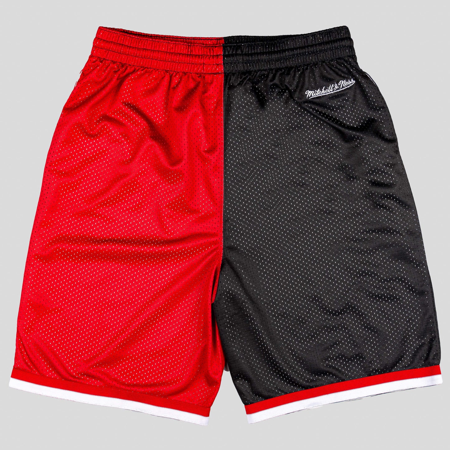 Detské basketbalové šortky Mitchell And Ness NBA Big Face Shorts 5.0  Chicago Bulls čierna/červená od 8 do 20 rokov