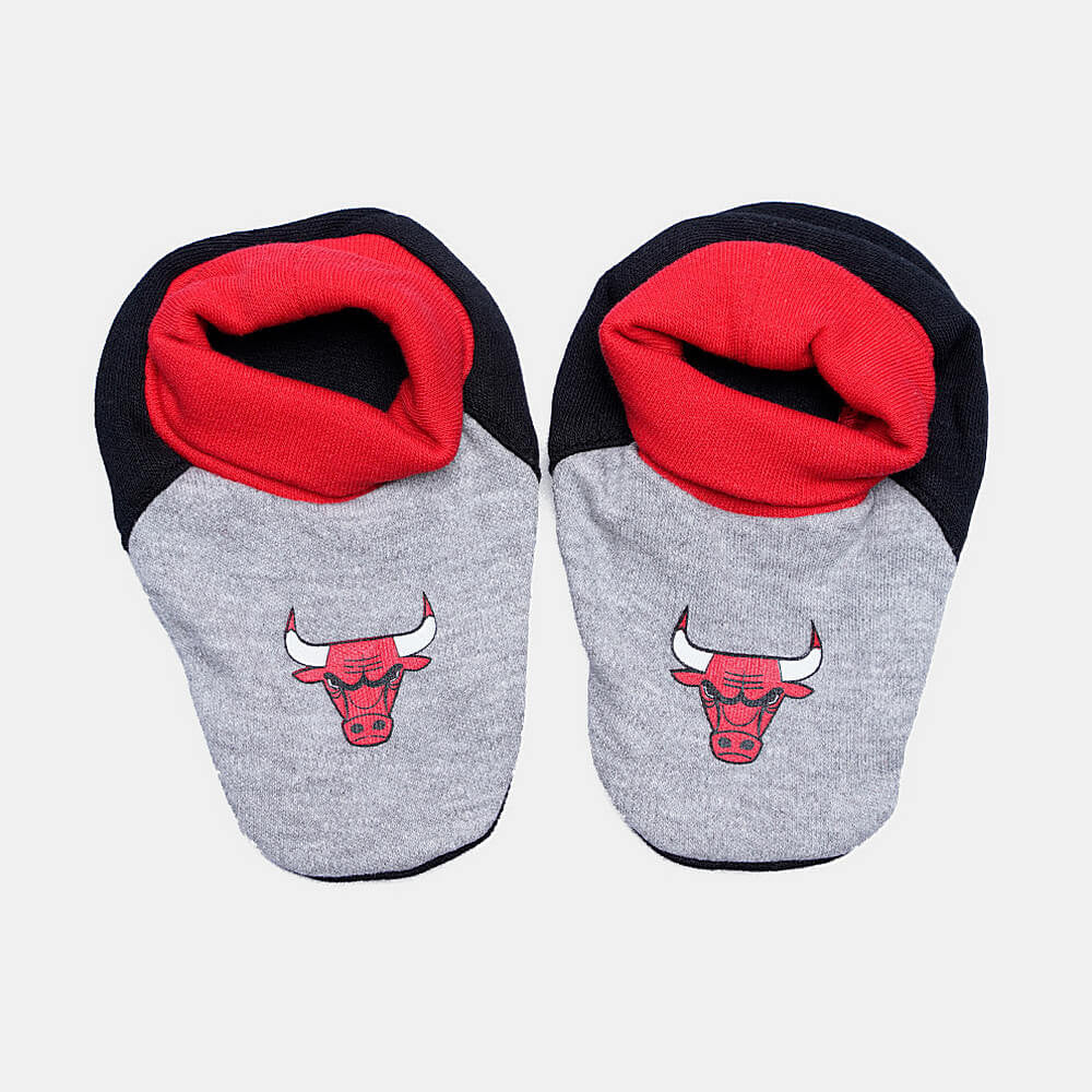 Detská súprava OUTER STUFF NBA BUZZER BEATER CREEPER HAT BOOT CHICAGO BULLS čierna/šedá