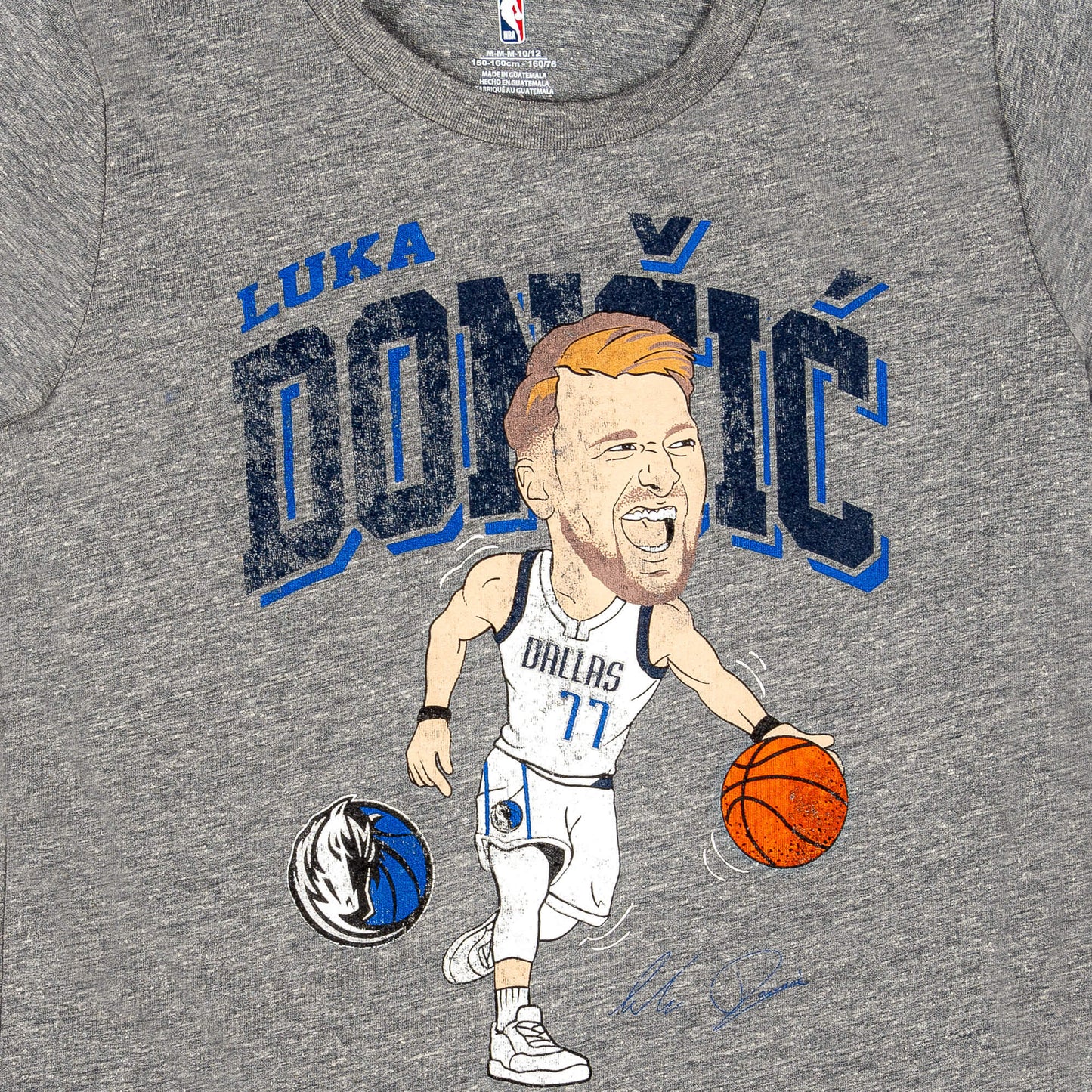 OUTER STUFF NBA COURT SIDE SS TRIBLEND TEE DALLAS MAVERICKS DONCIC LUKA Dk. Grey