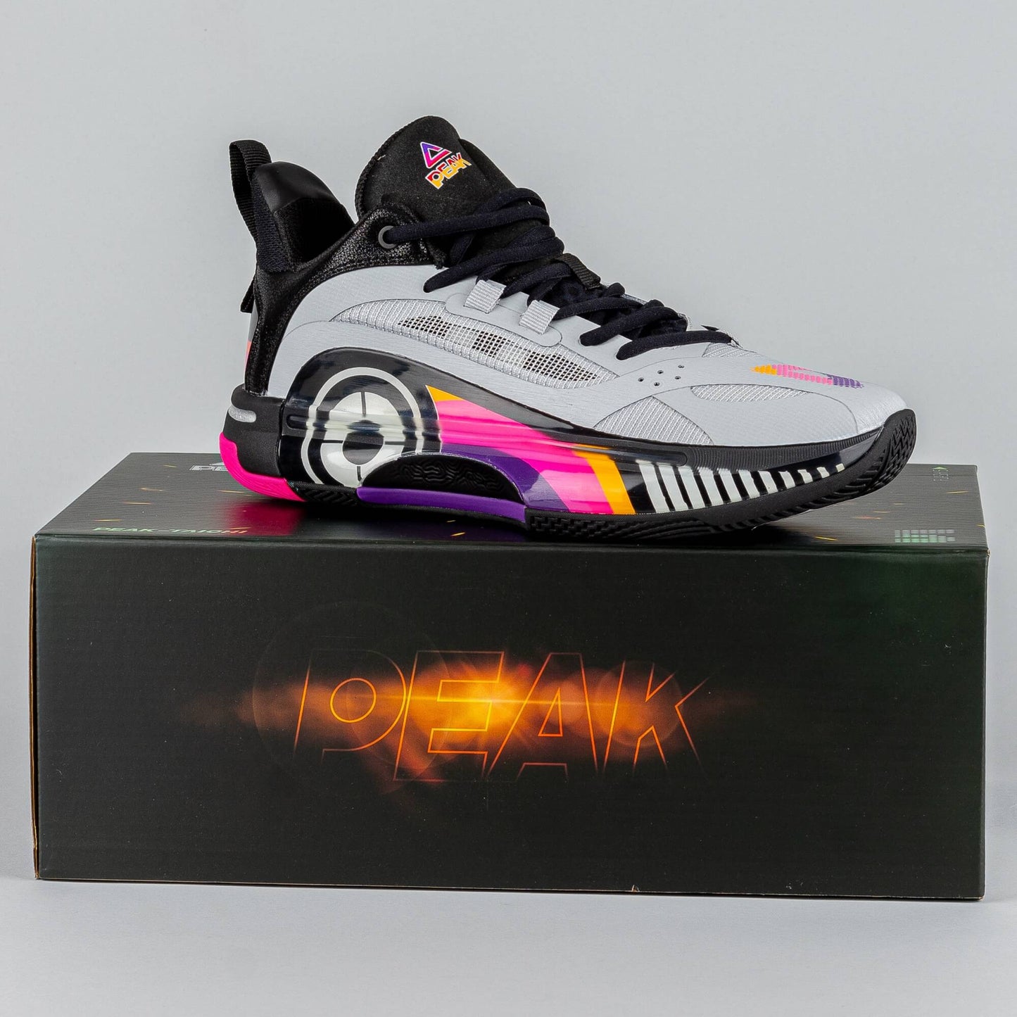 Basketbalové tenisky Peak Basketball Shoes Flash 5 - Fast Forward Jose Avarado Taichi Ultralight P-Soon White Grey