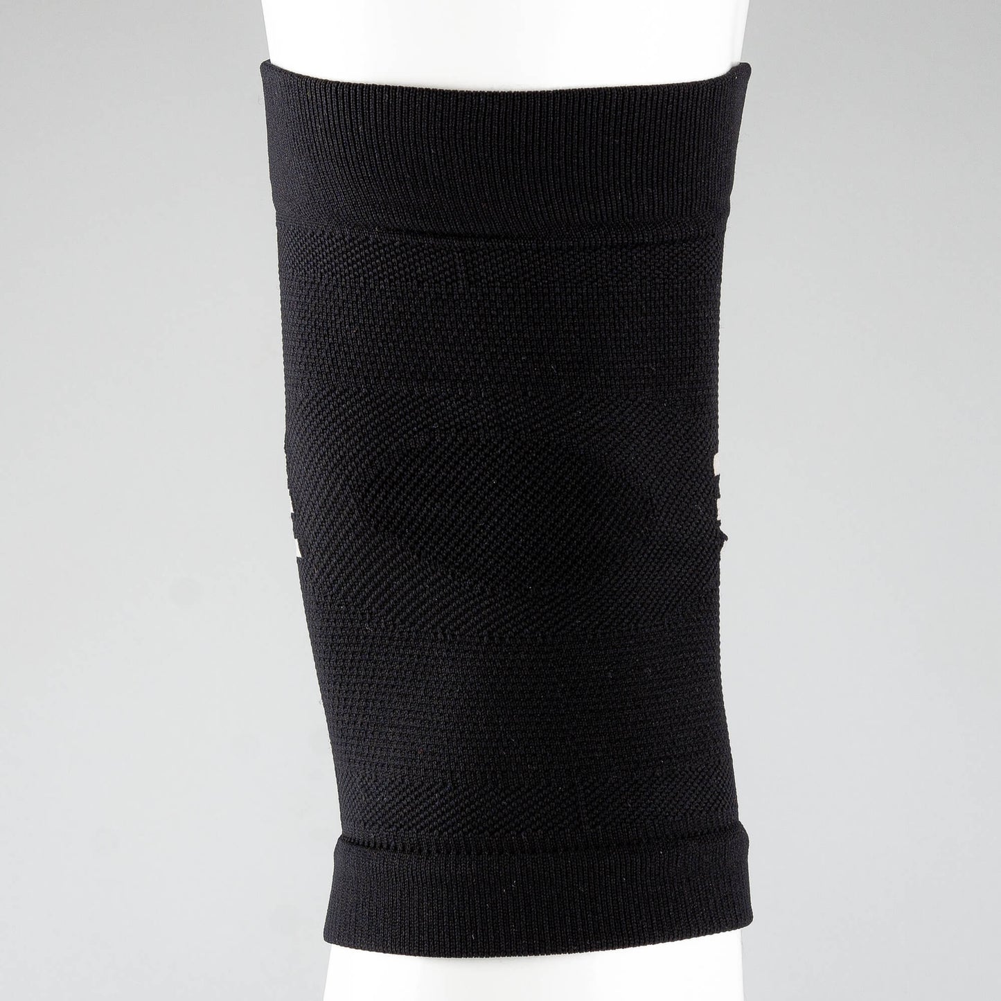 Elastický chránič kolena Peak Knee Protector čierny