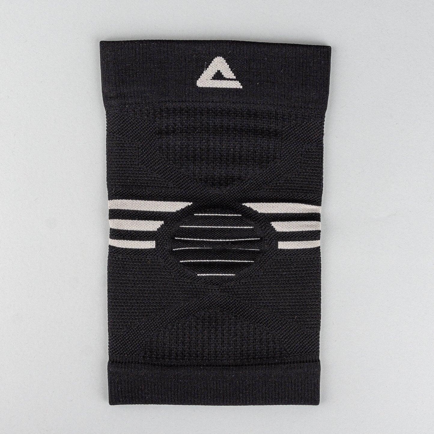 Elastický chránič kolena Peak Knee Protector čierny