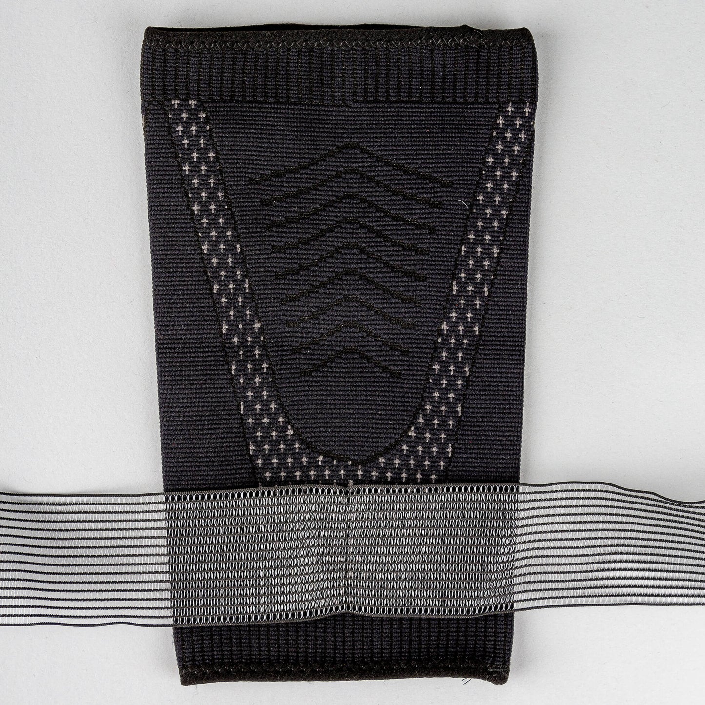 Elastický chránič kolena Peak Knee Protector čierny