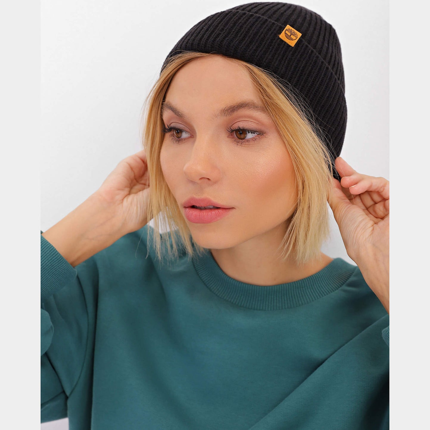 Pánska zimná čiapka Timberland Ribbed Beanie With Logo Label - Fisherman Beanie čierna