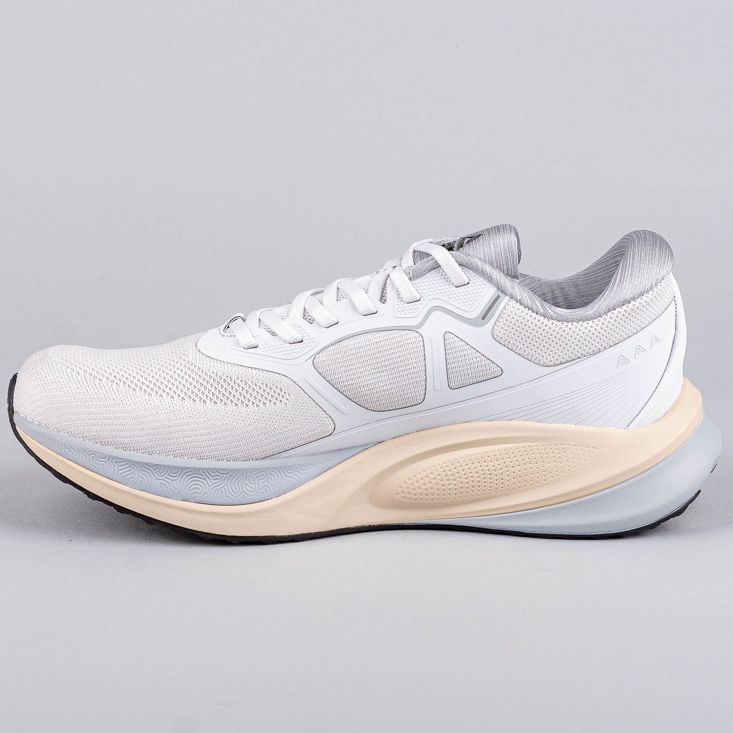 Bežecké tenisky Peak Running Shoes Taichi-Twin-Engine Lt.Grey