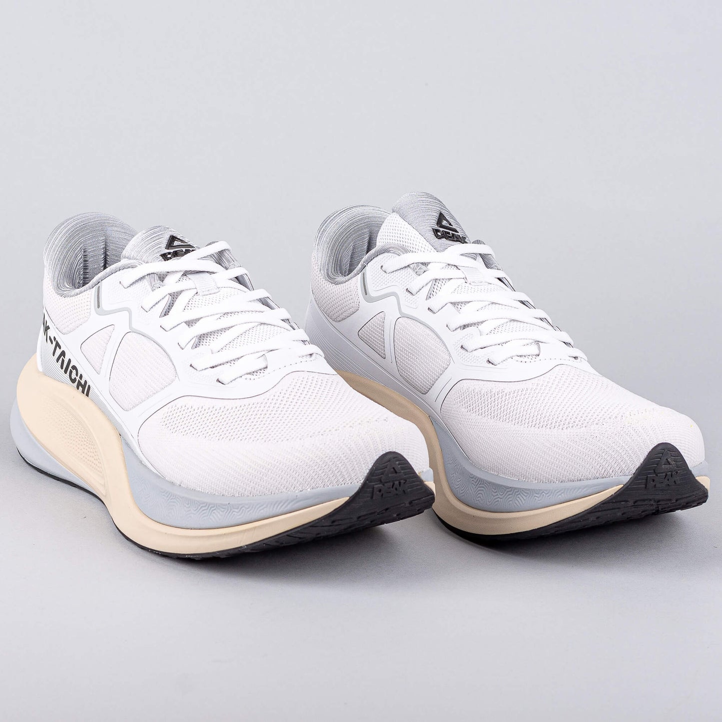 Bežecké tenisky Peak Running Shoes Taichi-Twin-Engine Lt.Grey