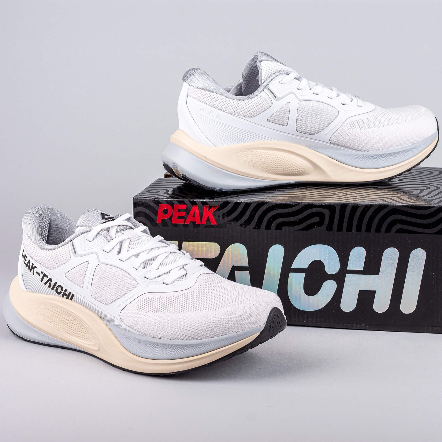 Bežecké tenisky Peak Running Shoes Taichi-Twin-Engine Lt.Grey