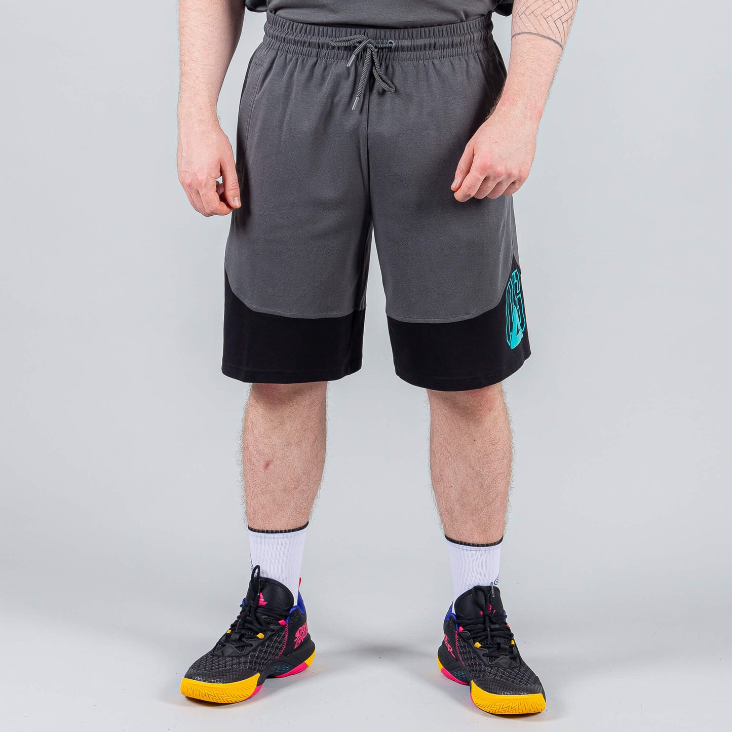 Basketbalové šortky Peak Underground MAGNETIC GREY