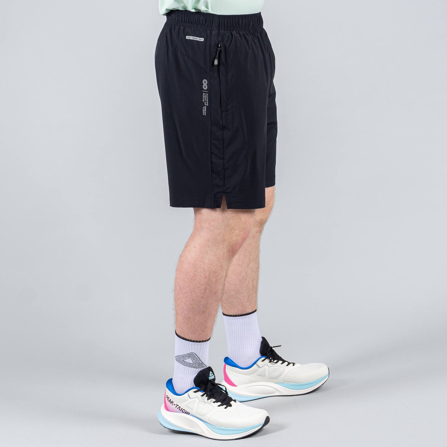 Bežecké šortky PEAK P-DRY BLACK