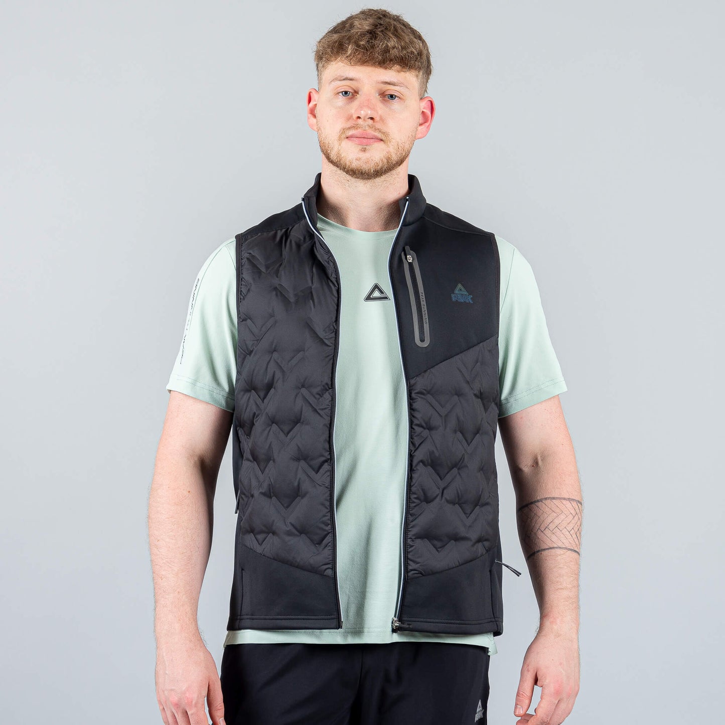 Bežecká páperová vesta Peak (Down Waistcoat) Black