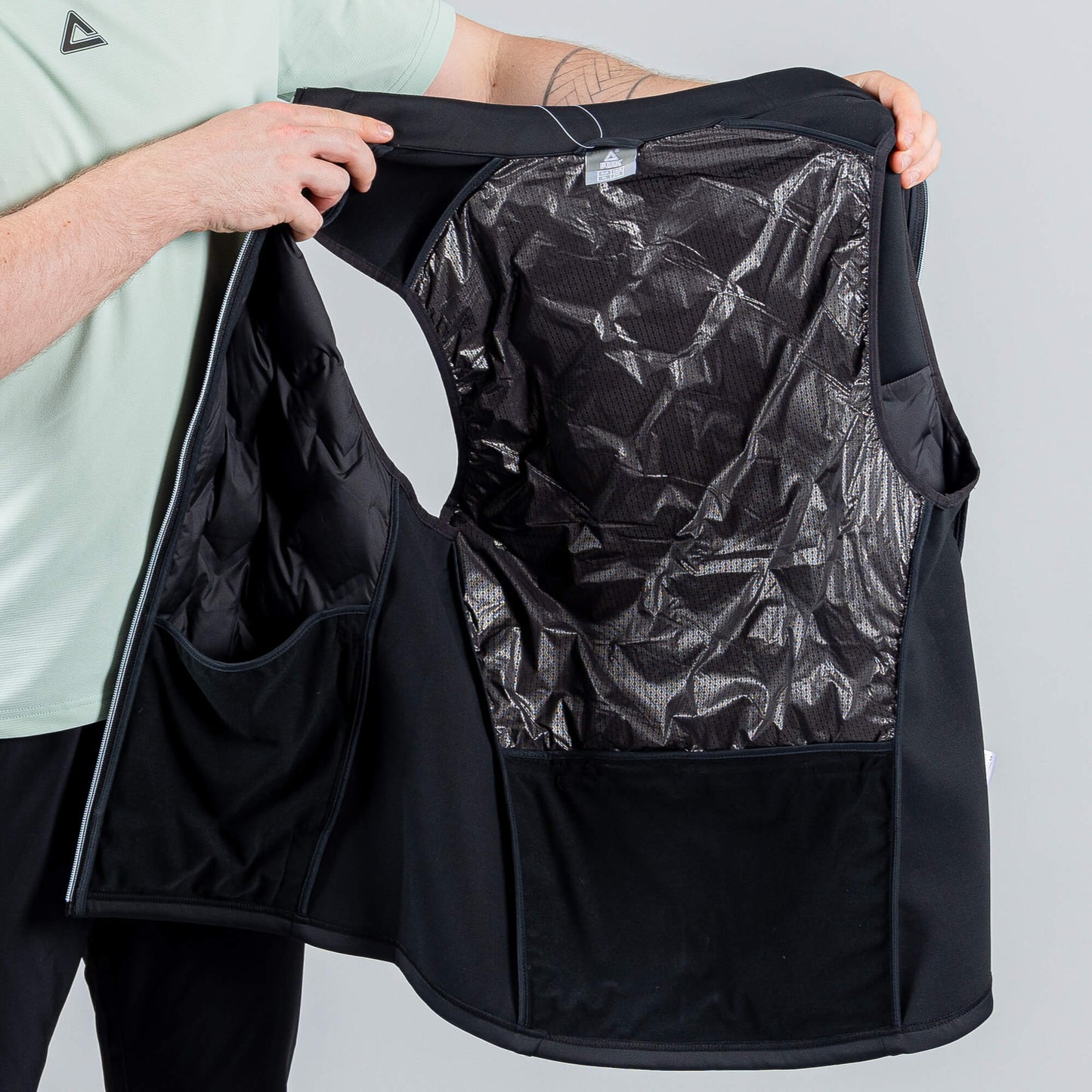 Bežecká páperová vesta Peak (Down Waistcoat) Black