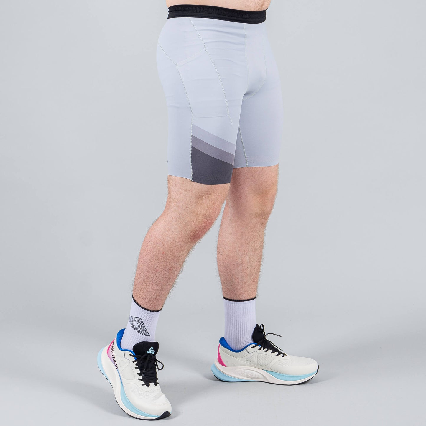 Bežecké šortky Peak SLIVER GREY