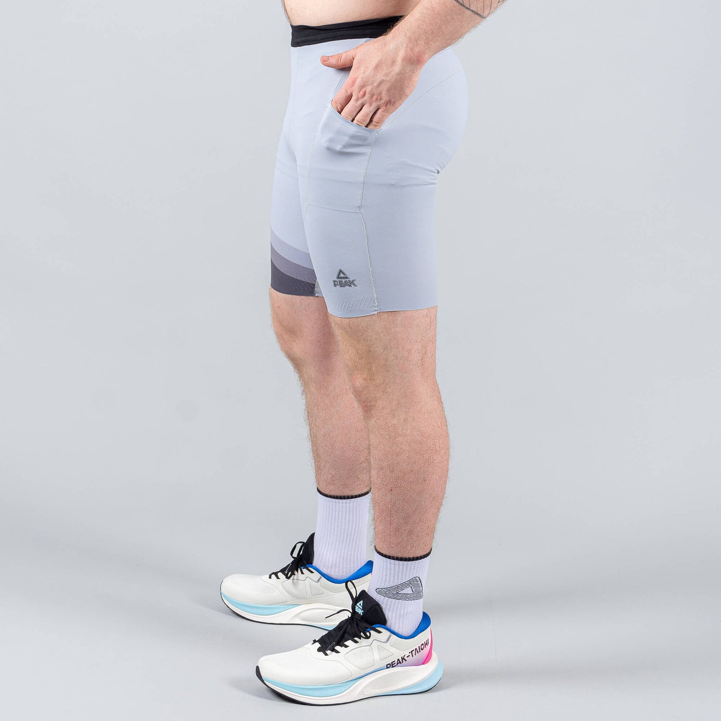 Bežecké šortky Peak SLIVER GREY